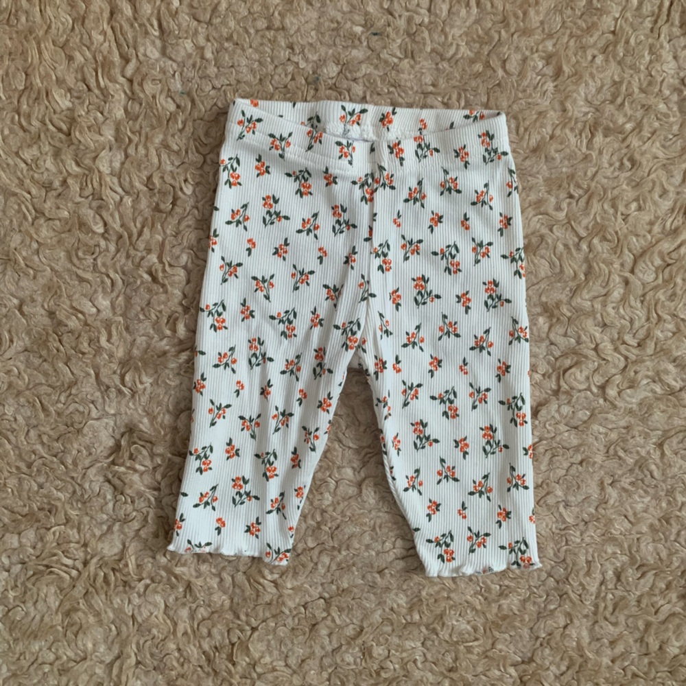 ✨(5 for $20) Carter's Ribbed Floral Leggings